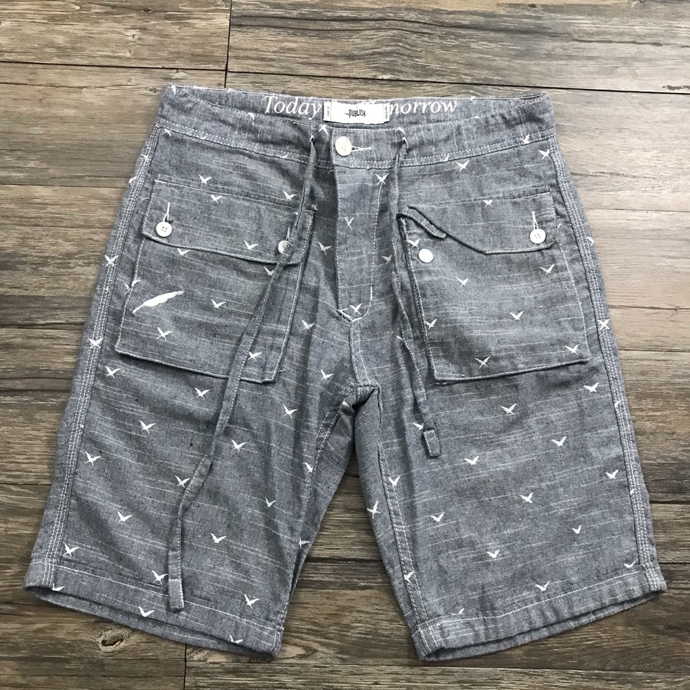 Publish Days Shorts Mens Sz 32